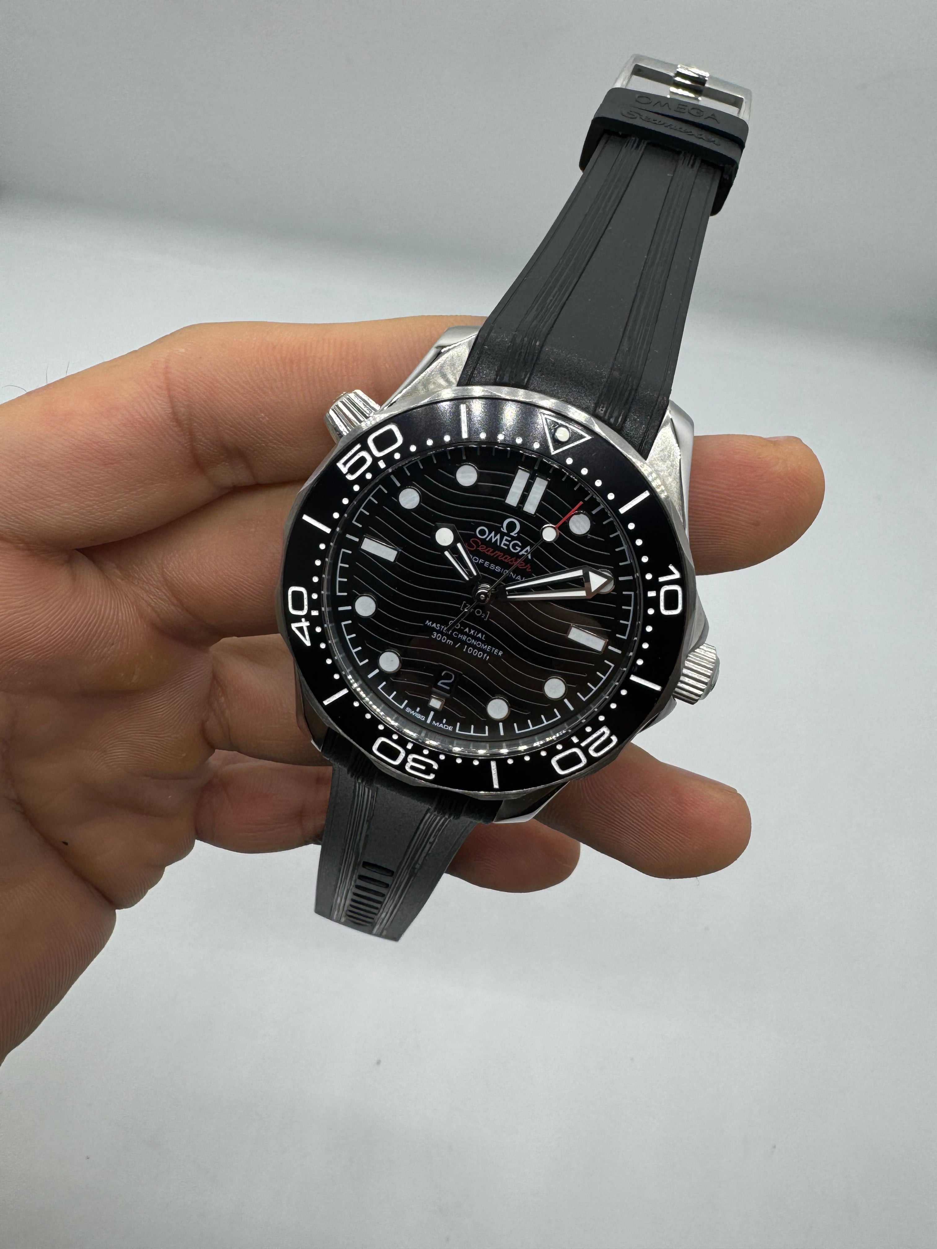 Omega Seamaster Diver 300M Co-Axial Master Chronometer