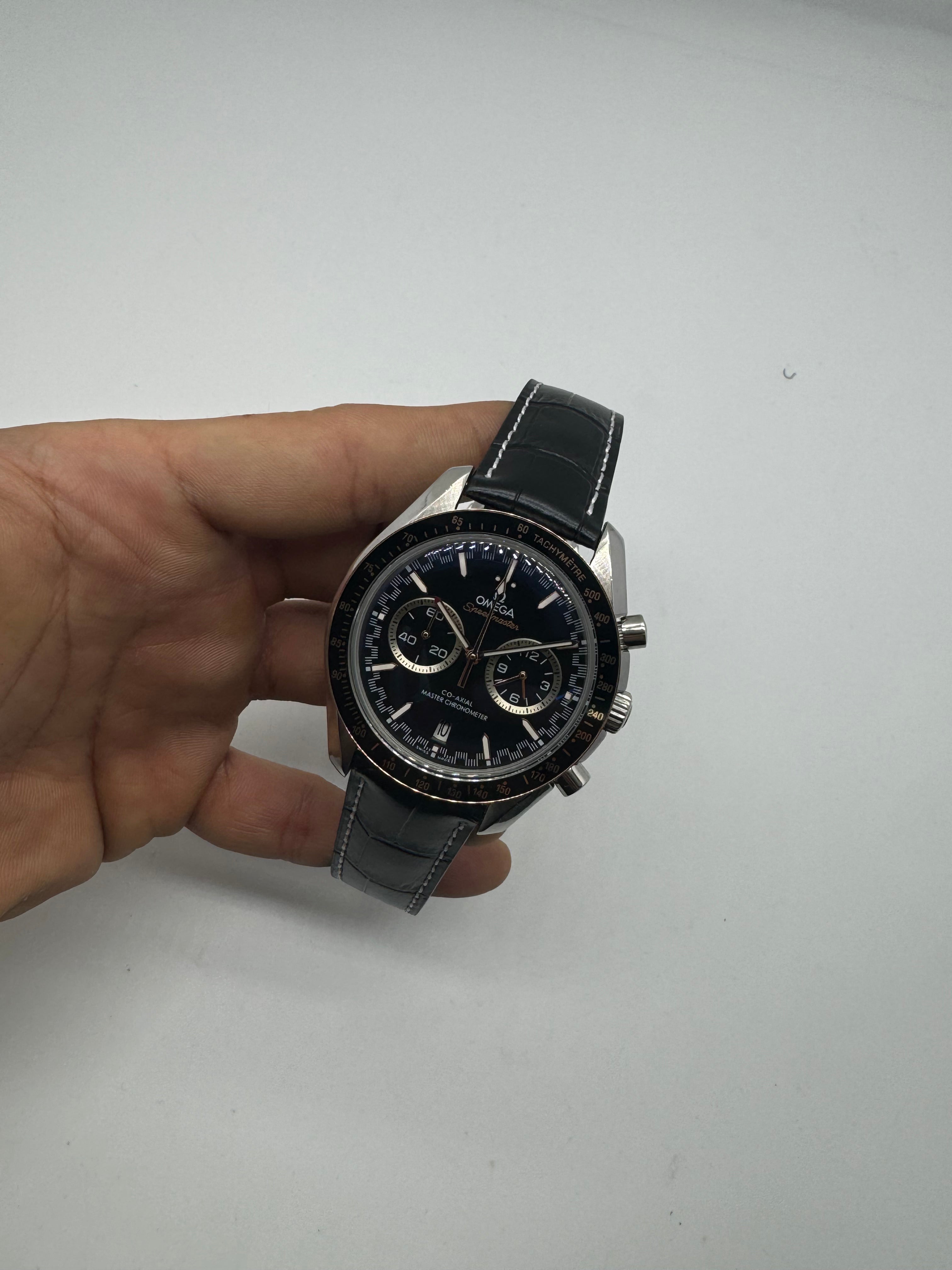 Omega Speedmaster Moonwatch Co-Axial Master Chronometer Chronograph