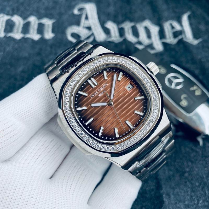 Patek Philippe Nautilus 5711/1A-010 — Patek Philippe
