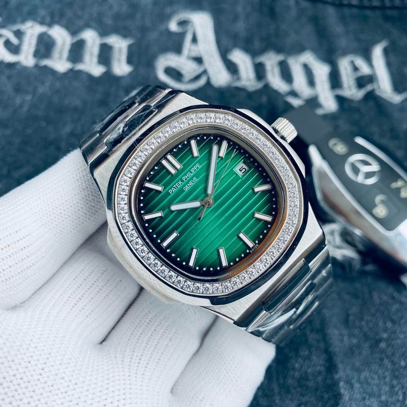 Patek Philippe Nautilus 5711/1A-010 — Patek Philippe