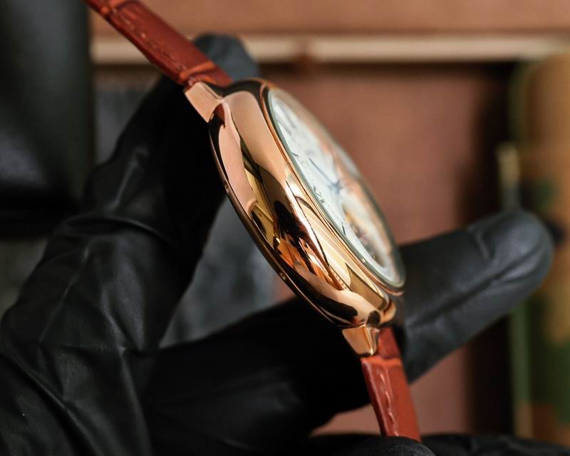 Cartier Ballon Bleu de Cartier Tourbillon Volant (Flying Tourbillon) CRW6920001 — Cartier