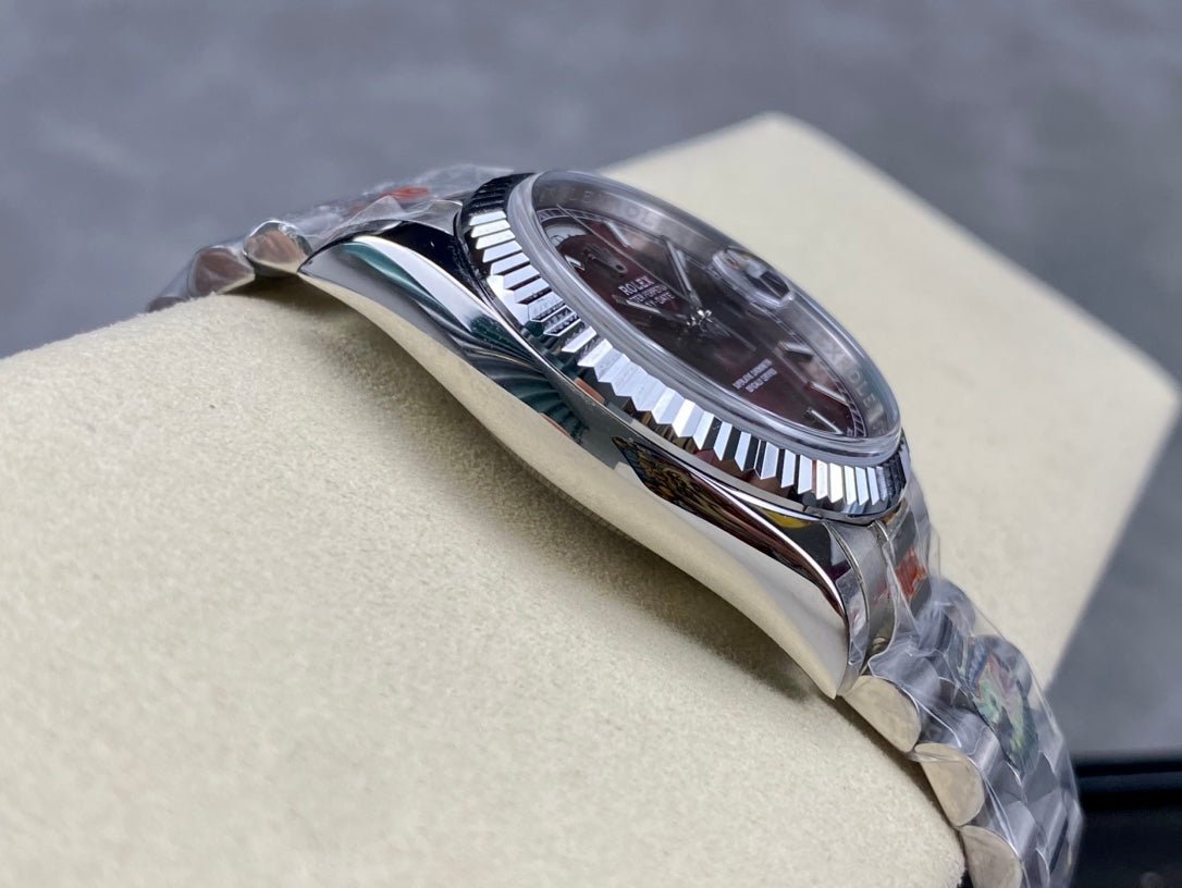 Rolex Oyster Perpetual Day-Date 228239 — Rolex