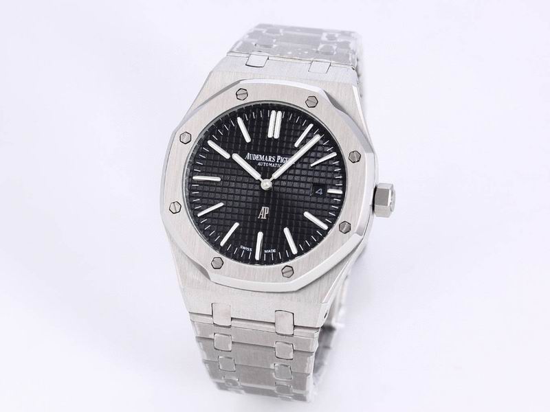 Audemars Piguet Royal Oak “Jumbo” Extra-Thin Ref. 15202ST — Audemars Piguet
