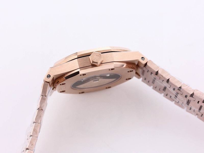 Audemars Piguet Royal Oak “Jumbo” Extra-Thin Ref. 15202ST — Audemars Piguet