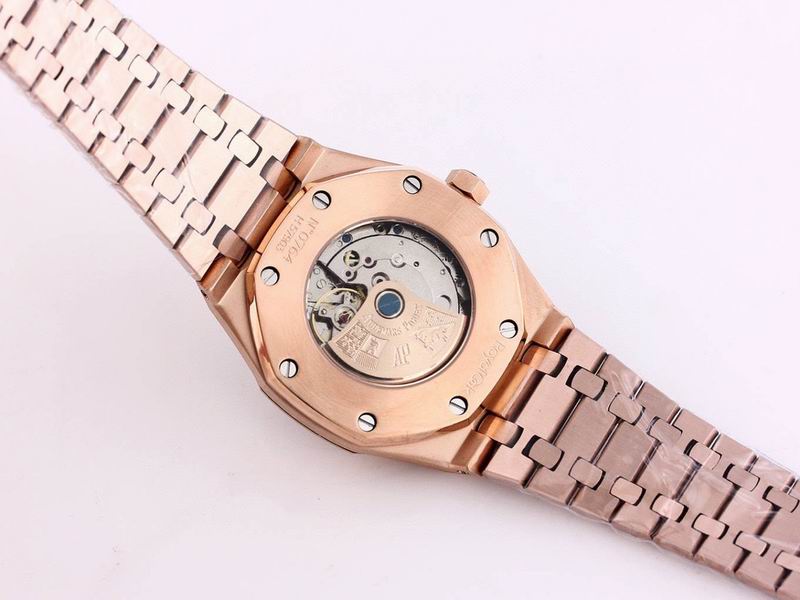 Audemars Piguet Royal Oak “Jumbo” Extra-Thin Ref. 15202ST — Audemars Piguet