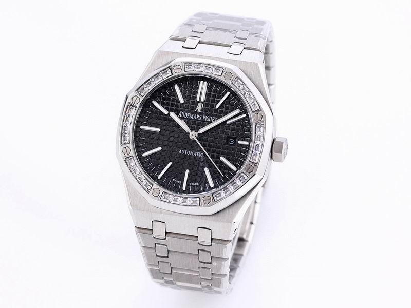 Audemars Piguet Royal Oak 41mm con bisel engastado en diamantes baguette — Audemars Piguet