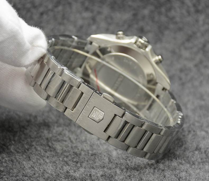 TAG Heuer Carrera Calibre 17 Chronometer — Tag Heuer