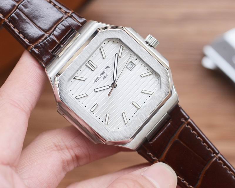 Patek Philippe Nautilus 5711/1A — Patek Philippe