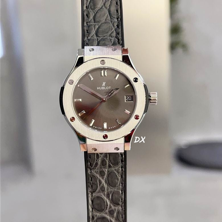 Hublot Classic Fusion 33mm – Ref. 581.OX.1180.LR.1104 — Hublot