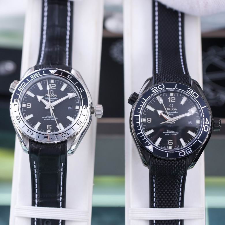 Omega Seamaster Planet Ocean 600M GMT / Co-Axial Master Chronometer Referencia: 215.30.44.22.01.001 — Omega
