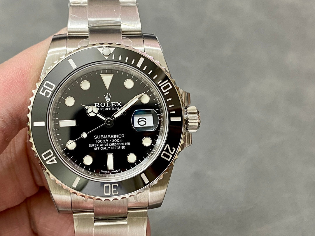 Rolex Submariner Date