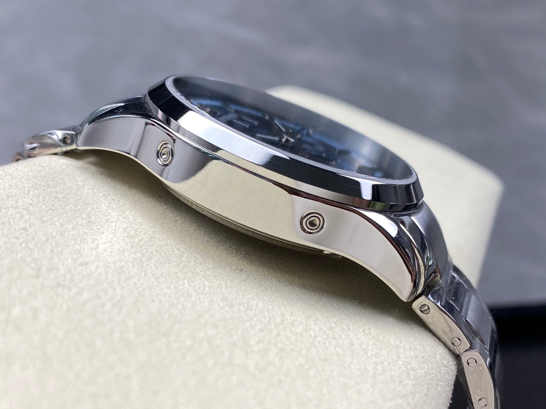 Jaeger-LeCoultre Master Calendar Chronograph — Jaeger-LeCoultre