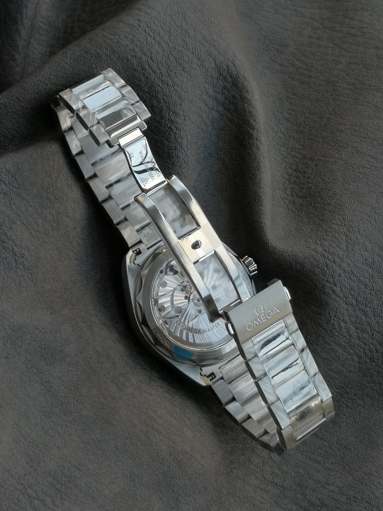 Omega Seamaster Aqua Terra Master Chronometer Ref. 220.10.41.21.01.001 — Omega