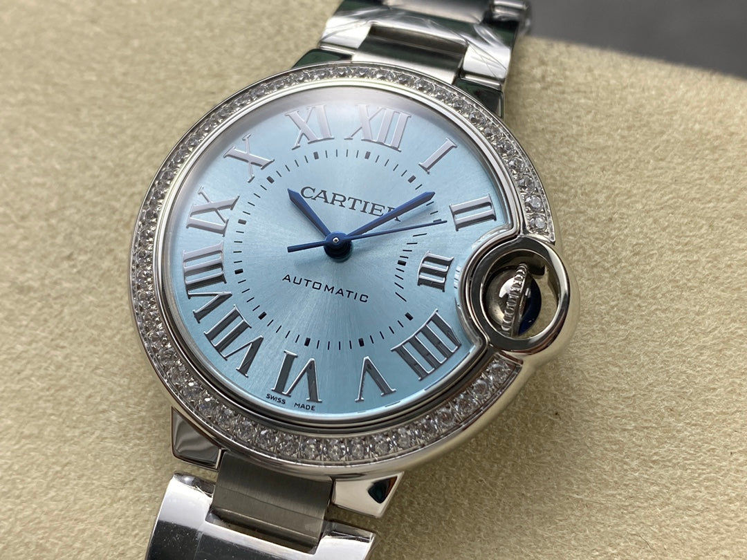 Cartier Ballon Bleu de Cartier 33mm Automatic con bisel de diamantes (acero) — Cartier