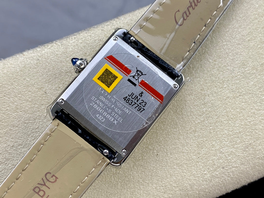 Cartier Tank Must (versión moderna en acero) — Cartier
