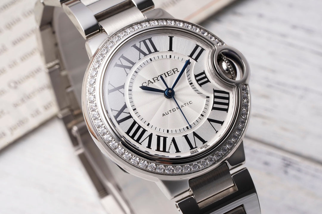Cartier Ballon Bleu (acero con bisel de diamantes)