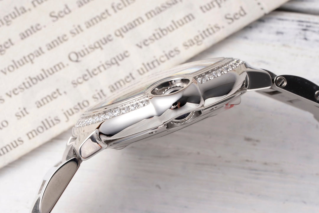 Cartier Ballon Bleu (acero con bisel de diamantes) — Cartier