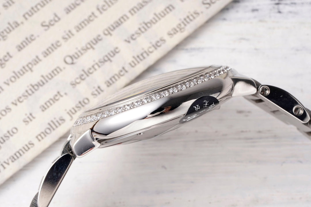 Cartier Ballon Bleu (acero con bisel de diamantes) — Cartier