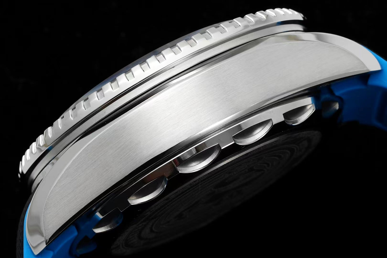 Omega Seamaster Planet Ocean Ultra Deep — Omega