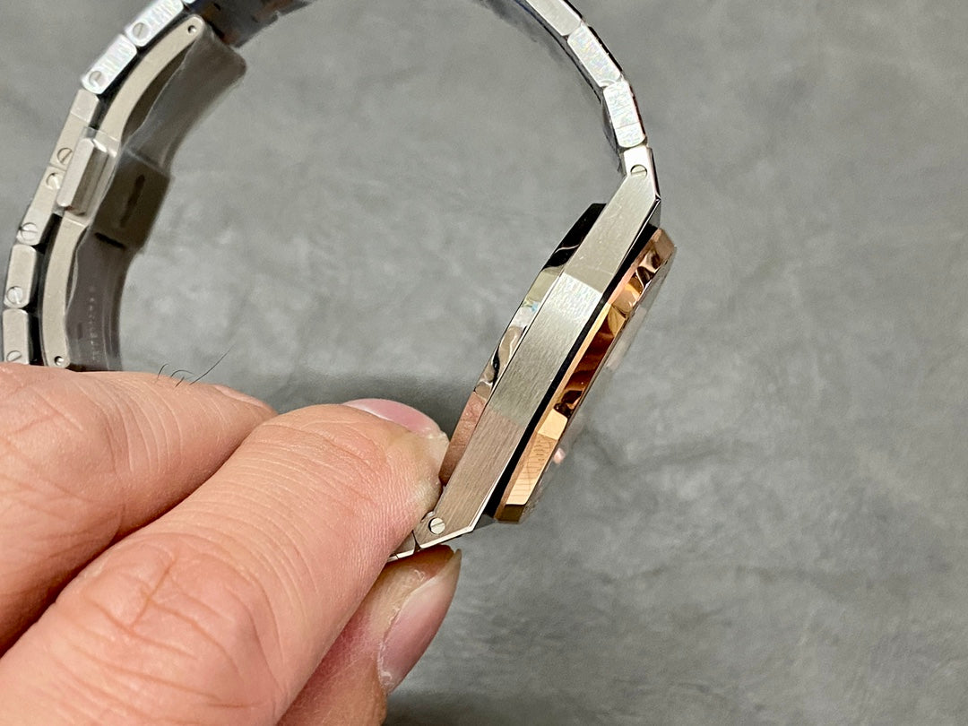 Audemars Piguet Royal Oak Two-Tone (Steel & Rose Gold) – Date — Audemars Piguet