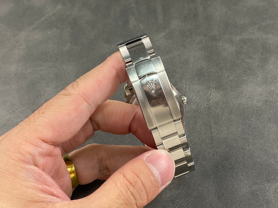 Rolex Datejust — Rolex