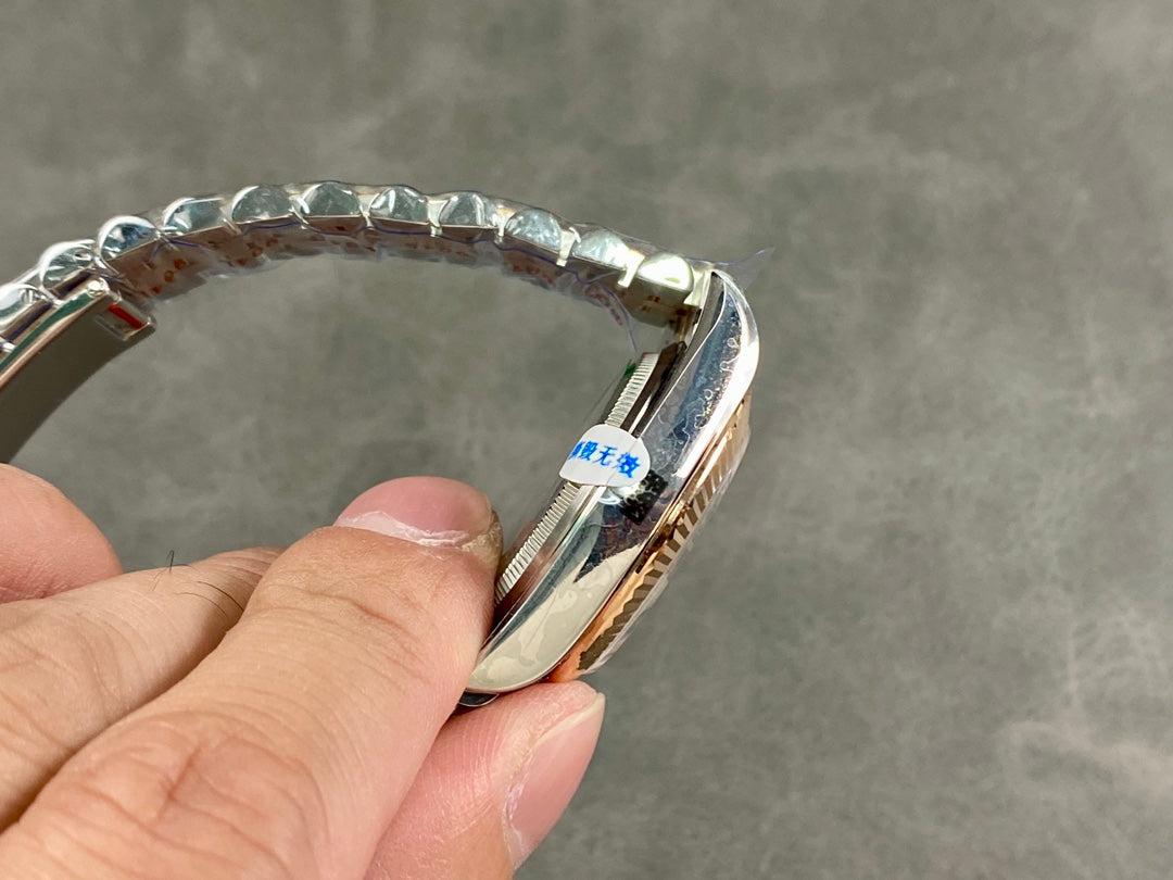 Rolex Datejust — Rolex
