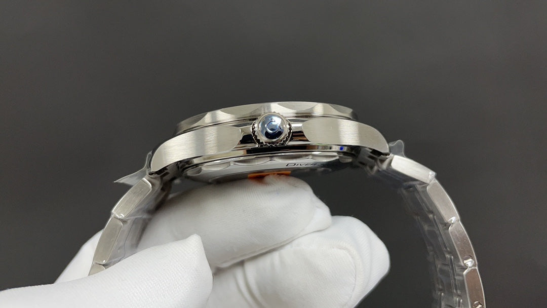 Omega Seamaster Diver 300M — Omega