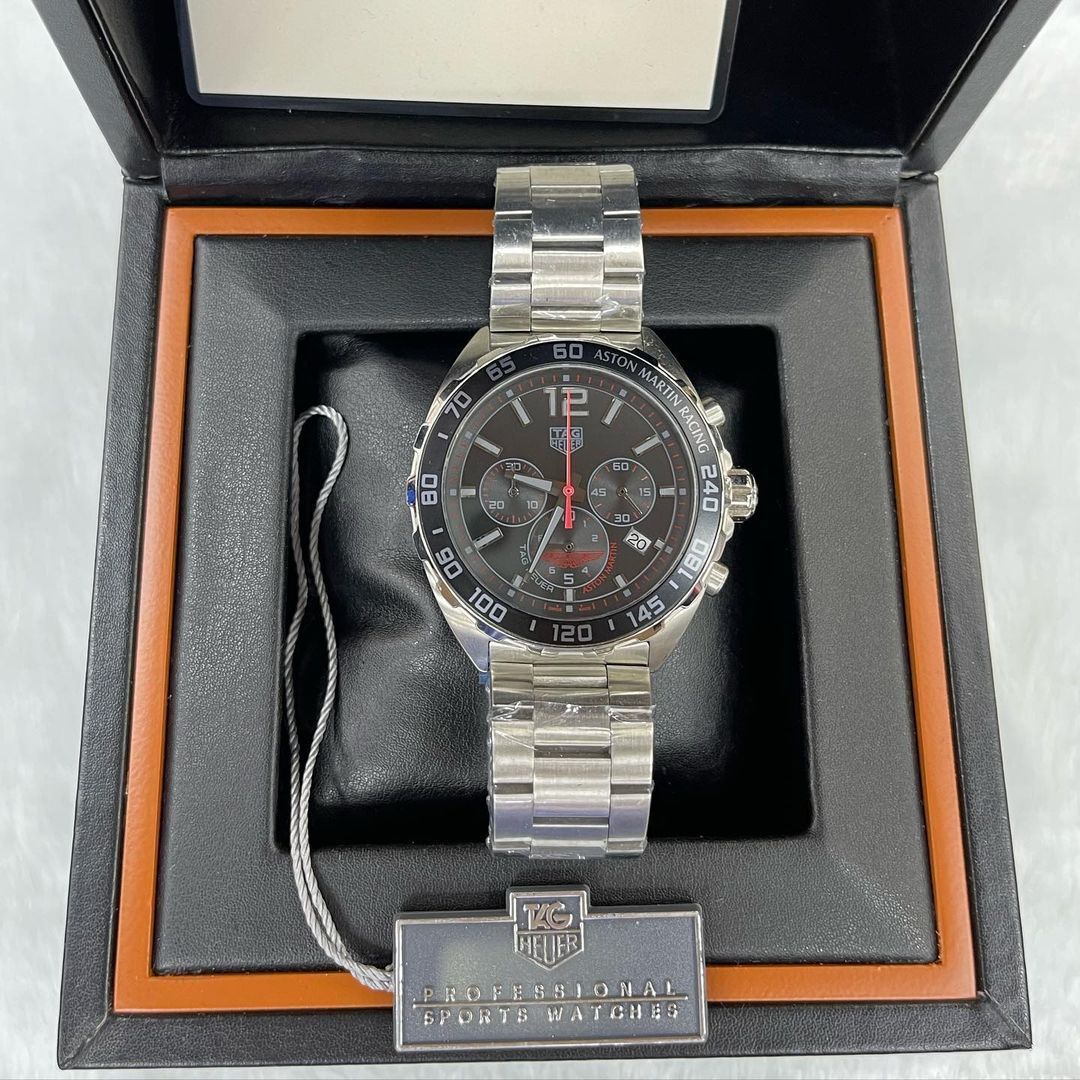TAG Heuer metal