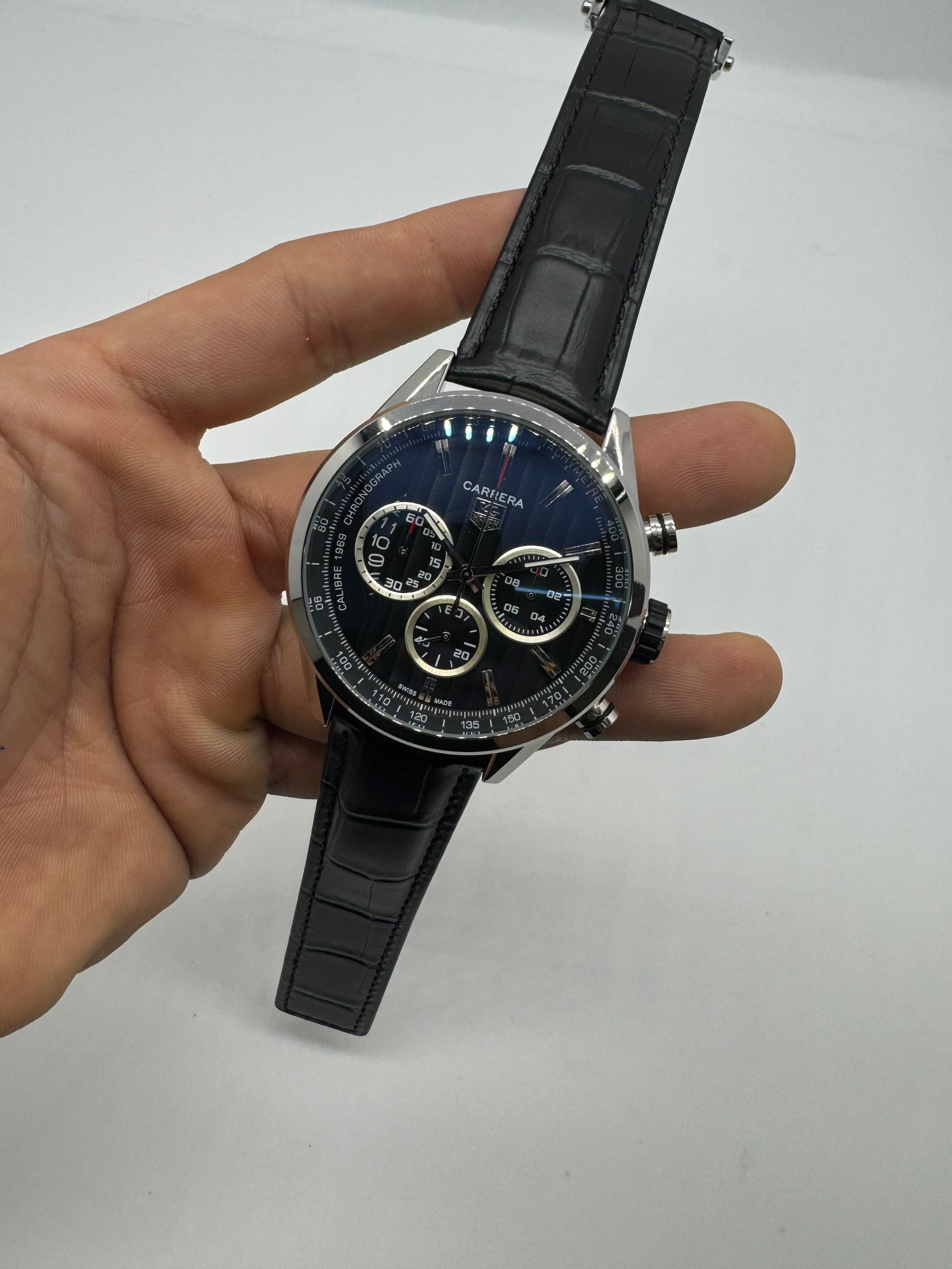 TAG Heuer carrera de cuero