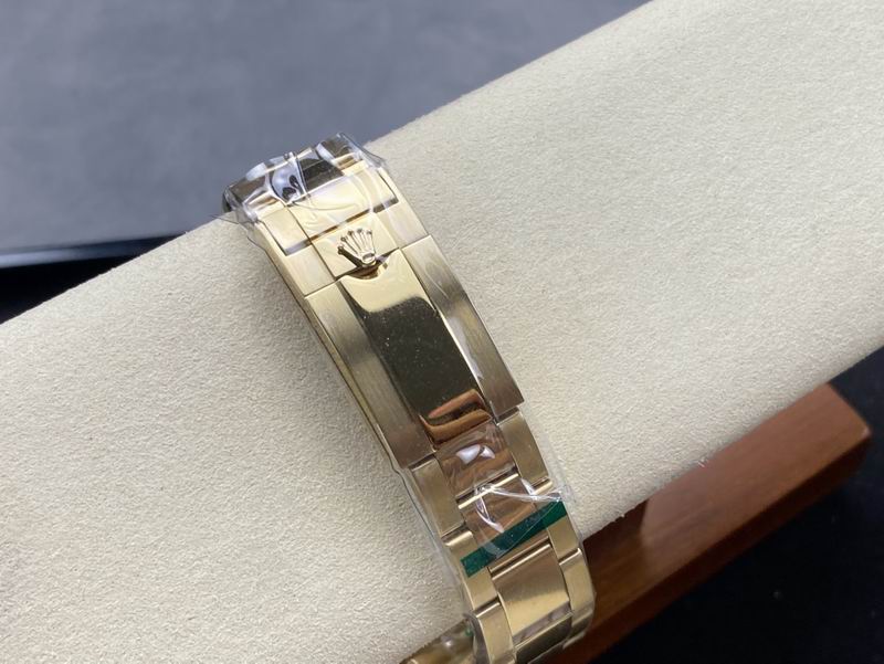 Rolex Cosmograph Daytona Referencia: 116588 — Rolex