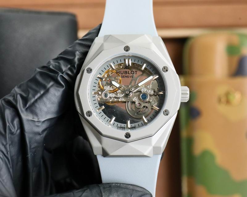 Hublot Classic Fusion Orlinski (Skeleton / King Gold / edición especial) — Hublot
