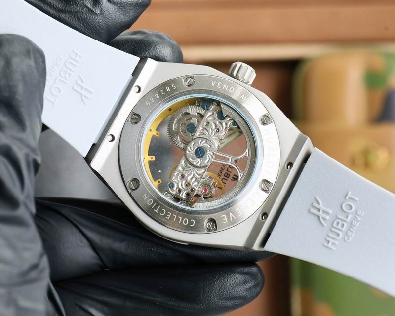 Hublot Classic Fusion Orlinski (Skeleton / King Gold / edición especial) — Hublot