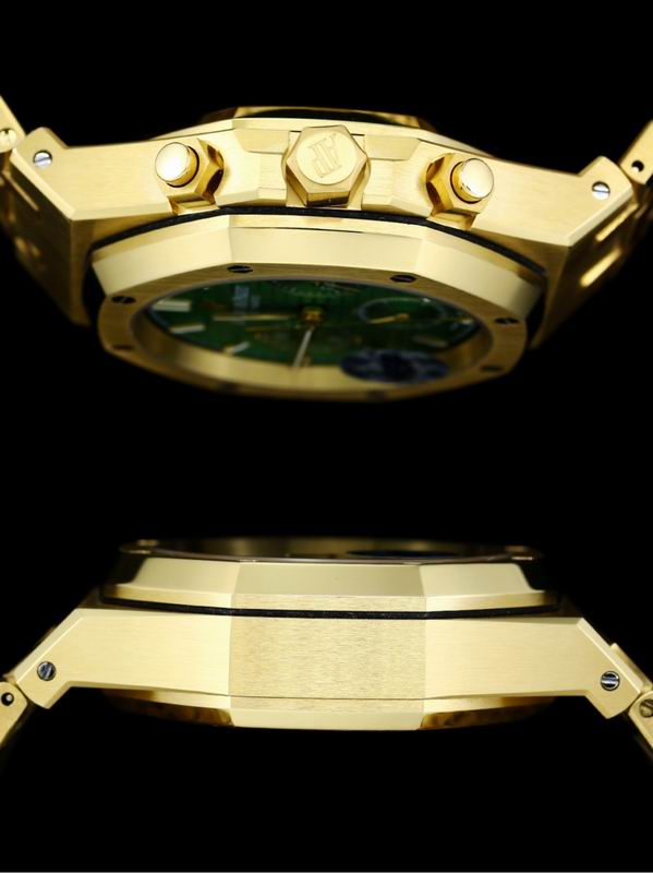 Audemars Piguet Royal Oak Chronograph – Oro Amarillo con Esfera Verde — Audemars Piguet