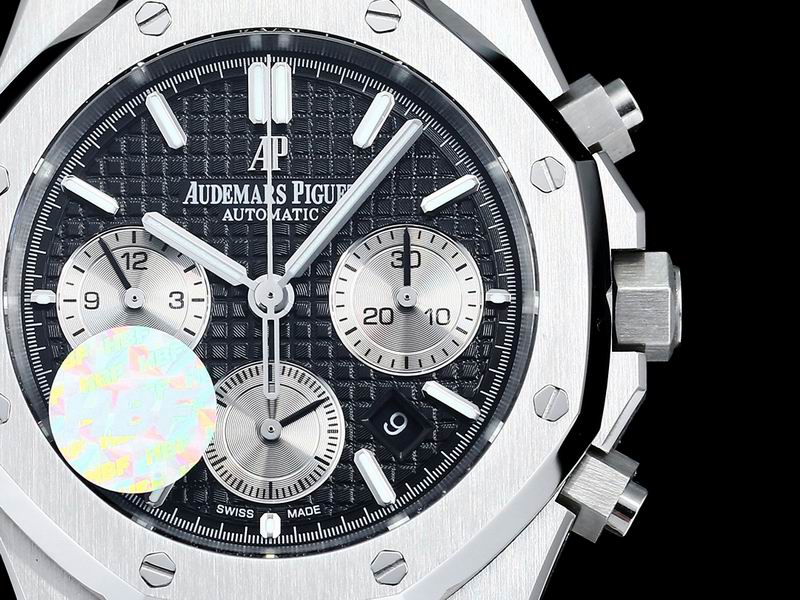 Audemars Piguet Royal Oak Chronograph – titanium esfera negro — Audemars Piguet