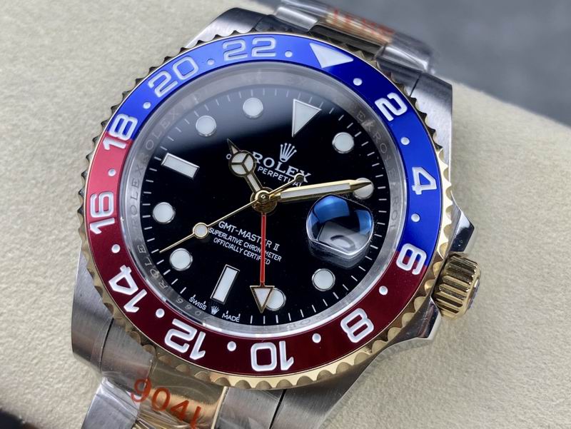 Rolex GMT-Master II “Pepsi” Bicolor — Rolex